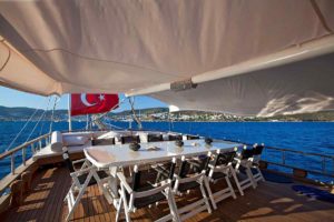 Dining diner osman kurt holiday ship