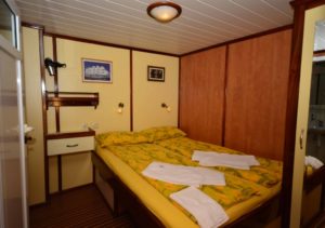 Romantica double cabin boat croatia