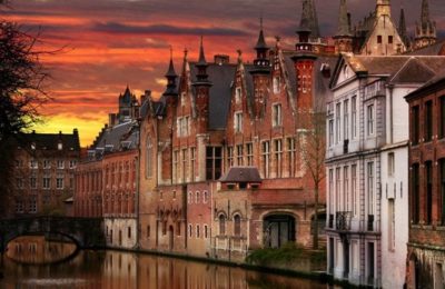 Bruges to Brussels bike and boat tour cruise