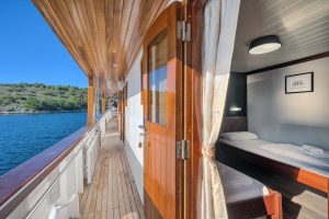2-Bed cabin on boat Magellan deluxe