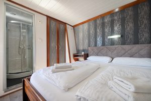 Doble cabin on ship Magellan deluxe