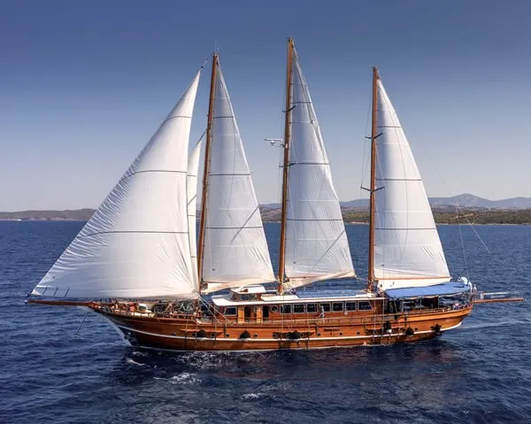 Ship Thalassa Deluxe