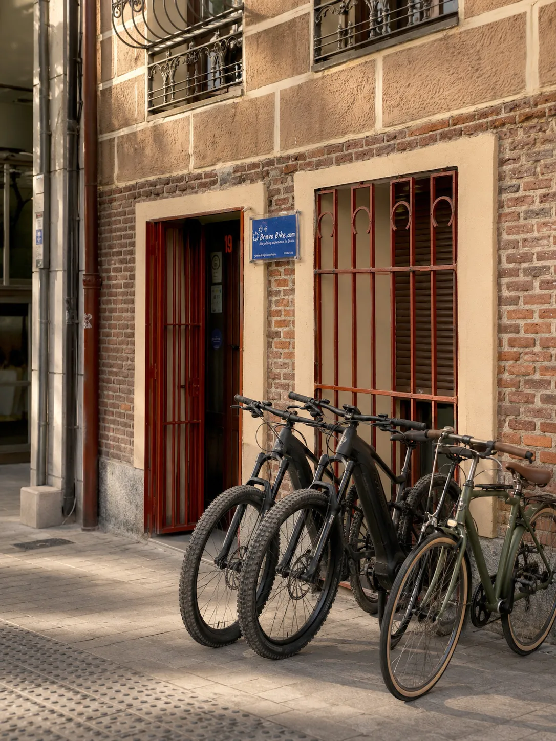 Exterior of the Bravo Bike office in Madrid